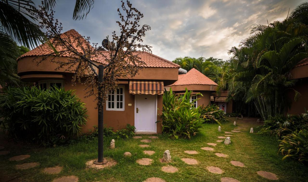 Vijayshree Resort&Heritage Village Hampi Buitenkant foto