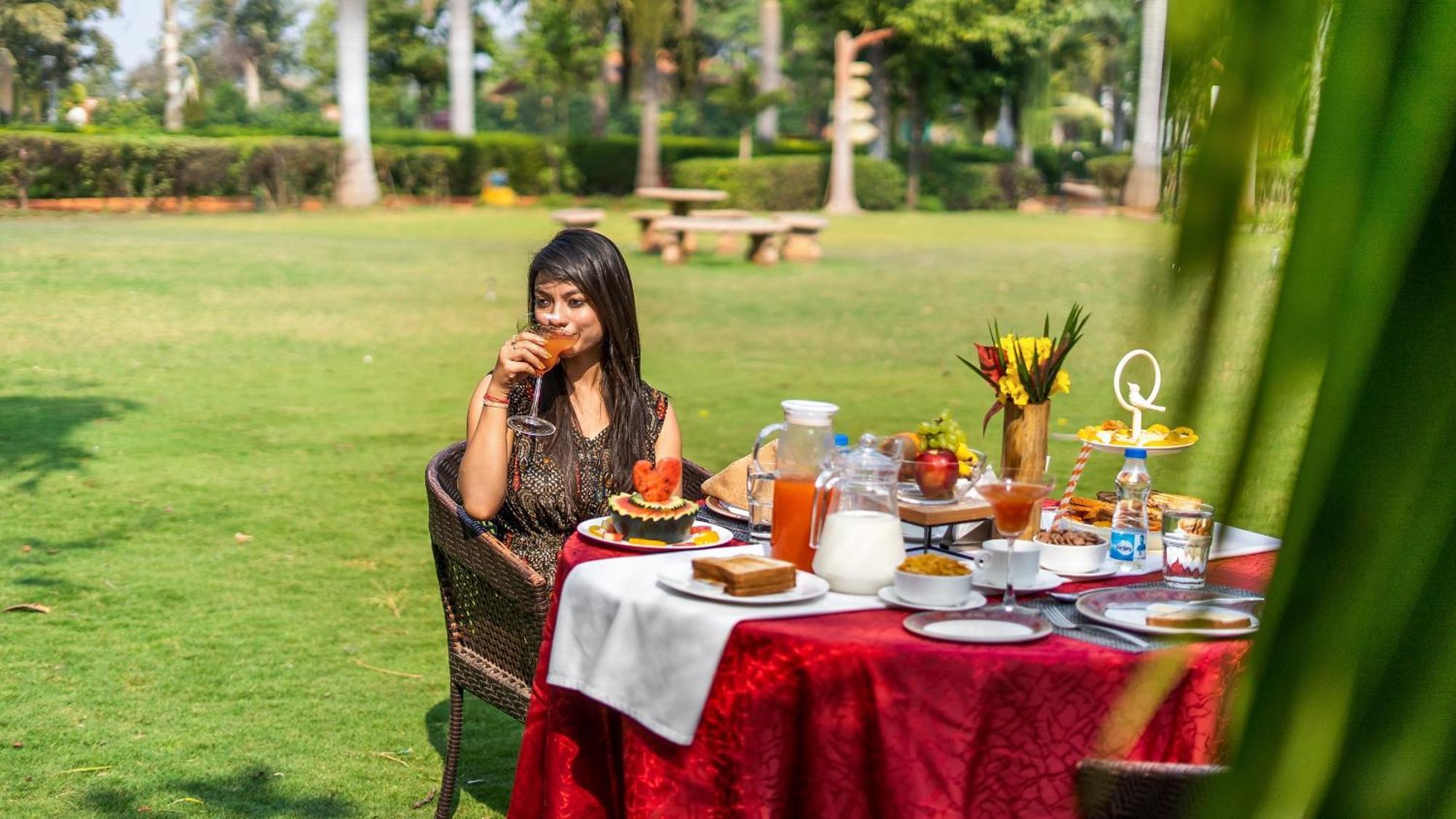Vijayshree Resort&Heritage Village Hampi Buitenkant foto
