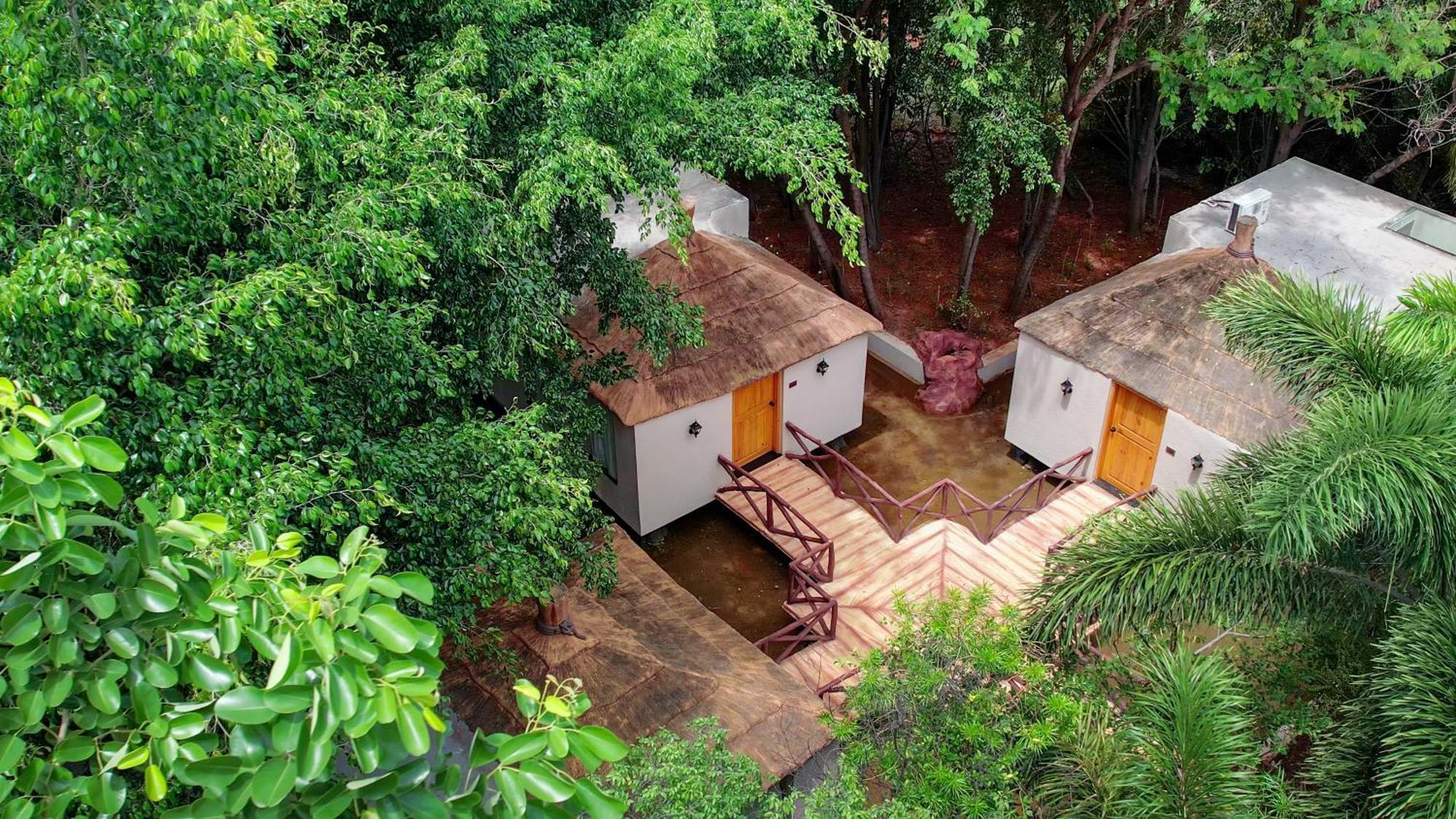 Vijayshree Resort&Heritage Village Hampi Buitenkant foto